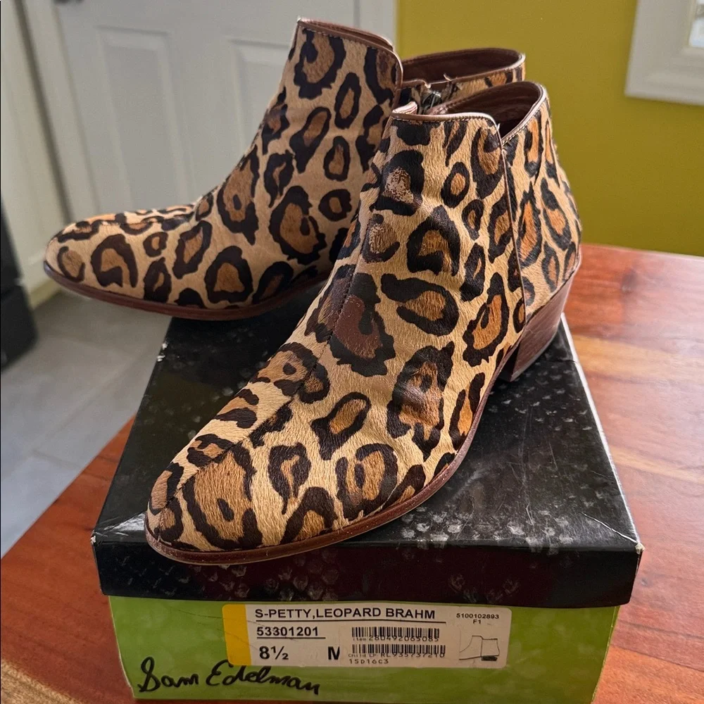 Sam Edelman Leopard Print Calf Hair Petty Ankle Boots, size 8.5 - Picture 2 of 8